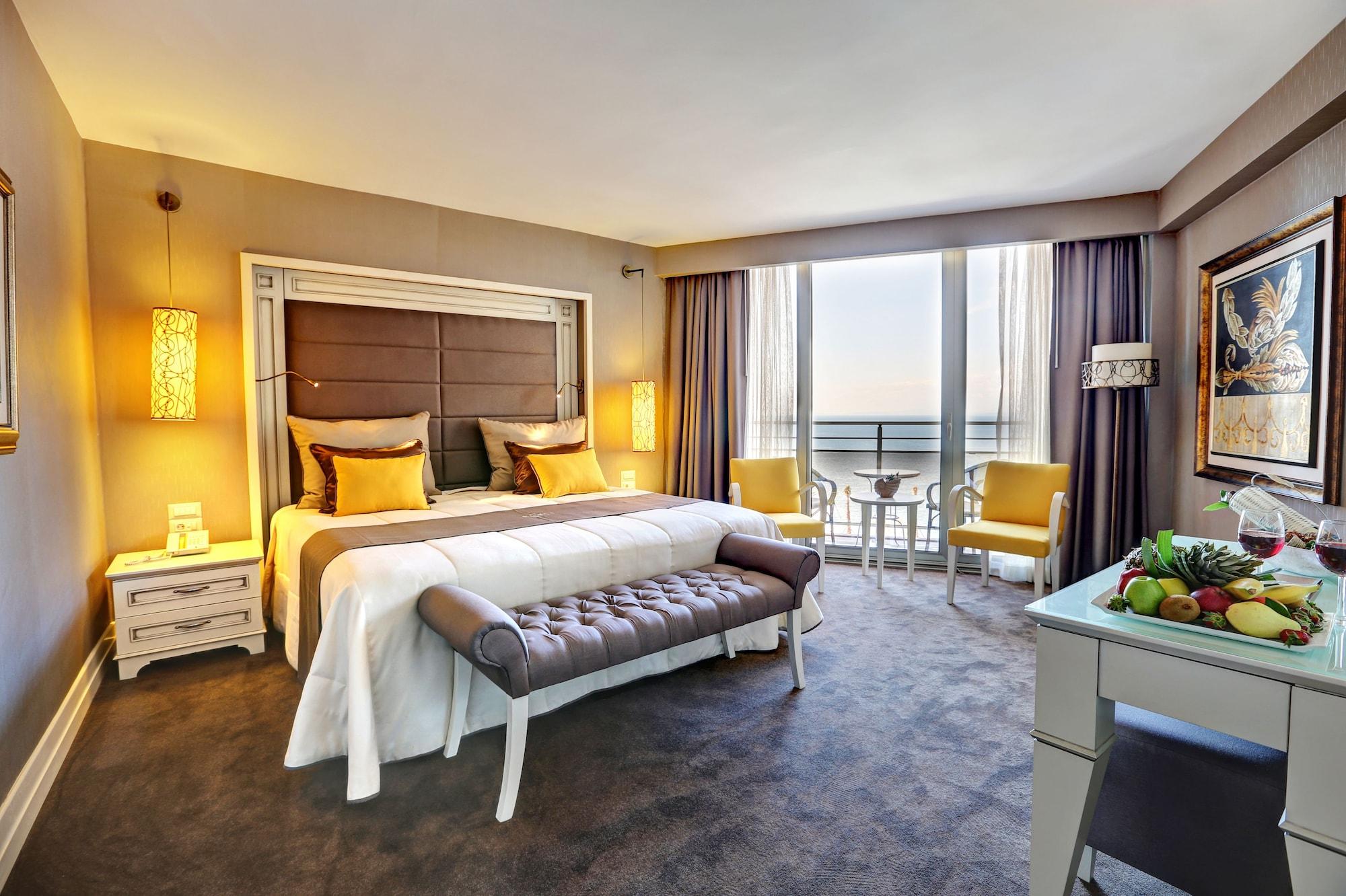 Suhan360 Hotel & Spa (Adults Only) Кушадасъ Екстериор снимка